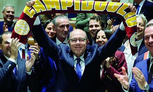 Verdone, vita da... tifoso: "Roma mia facci sognare. Aspetto Totti a cena, vorrei Alcaraz in un film"