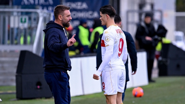 LIVE Genoa-Verona 0-1: gol di Belghali. Problema al flessore per Bradaric, entra Frese