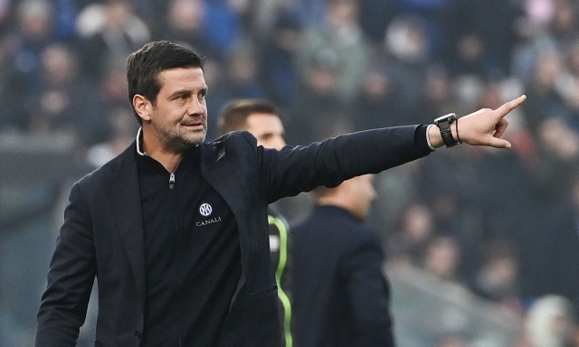 Chivu: "Mai messo in discussione Lautaro. Ci abbracciamo ogni giorno, peccato non ci siano telecamere..."