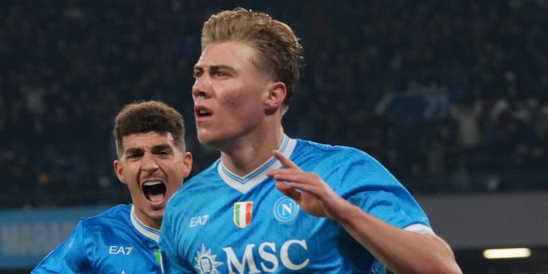 Napoli, il nuovo tridente profuma di storia