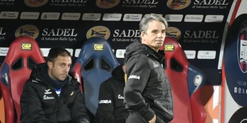 Capuano è una furia: "Indecenti e vergognosi, sembravamo delle ballerine. Mi prendo in faccia tutta la m..."