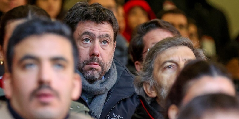 Agnelli, c&rsquo;&egrave; posta per te: cos&igrave; ha accettato l&rsquo;invito di Allegri per Milan-Verona