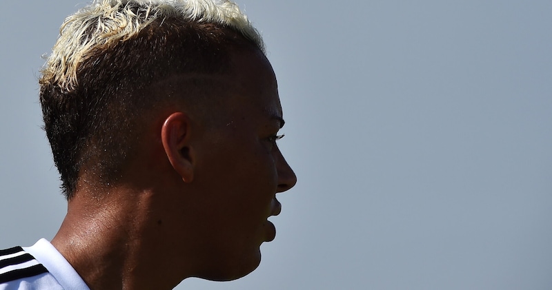 "Infortunio alla firma con la Juve, c'era solo la Champions. Io in palestra con Allegri e Higuain"