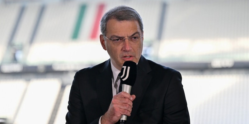 Calciomercato Juve: spunta l'altra priorit&agrave;! Comolli, scontenti alla porta e il colpo si fa cos&igrave;