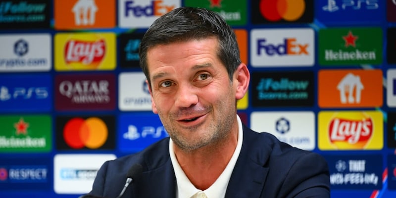 Chivu: “Non metto muri intorno a me, sto cercando di costruire ponti”. Su Akanji e il Liverpool...