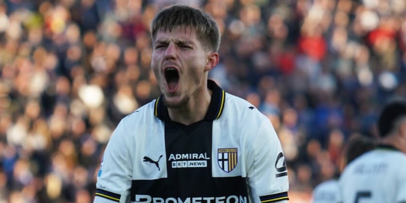 Il Parma passa a Pisa: a Cuesta basta il rigore di Benedyczak