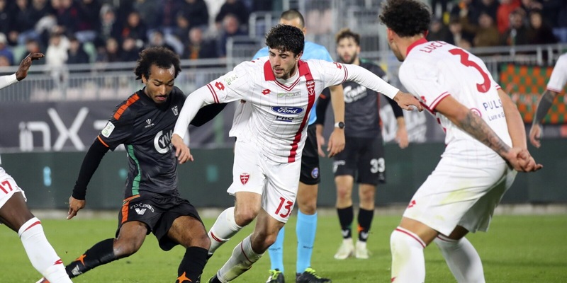 Monza, la prima vera sconfitta e Bald&eacute; avvisa: "Ripartiamo, vogliamo la Serie A"