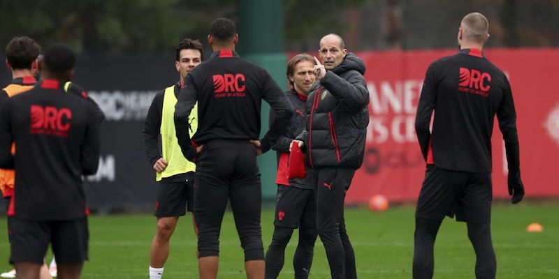 Il Milan vola a Riyad senza Gabbia e Gimenez: ci sono Leao e Fofana