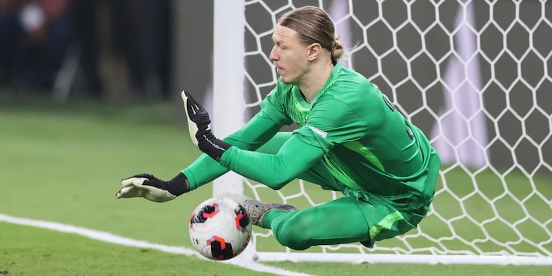 Safonov, da Gigio ai quattro rigori parati