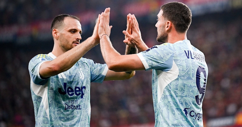 Vlahovic dalla Juve al Barcellona: Milan avvisato! Allegri, Gatti via solo cos&igrave;