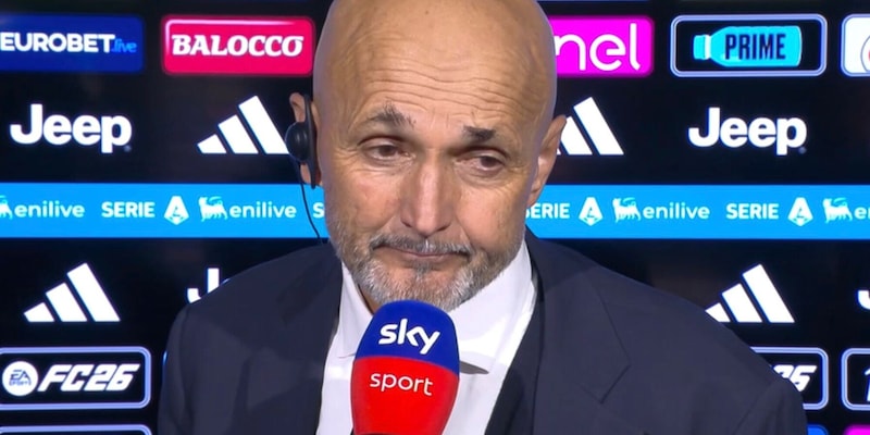 Spalletti inedito, la battuta che fa ridere la sala stampa: "Divertito? Mai, forse ho problemi..."