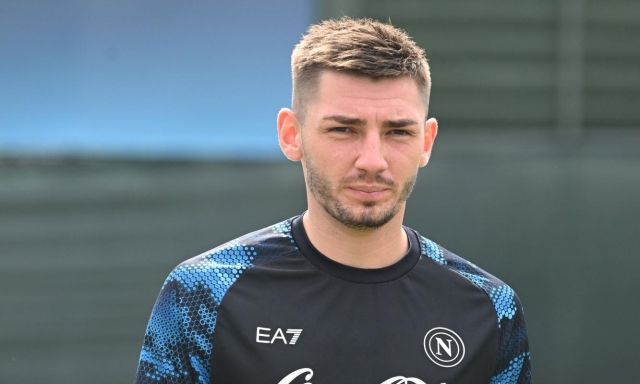 Gilmour operato, messaggio ai tifosi: "Già impaziente di tornare in campo"