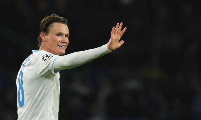 Napoli-Juventus, lo scontro è in mezzo al campo: Thuram e McTominay mostrano i muscoli