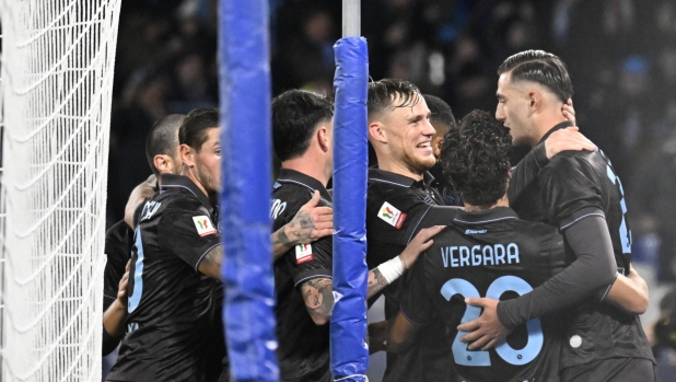 Napoli ai quarti, ma servono dieci rigori: Cagliari piegato 10-9