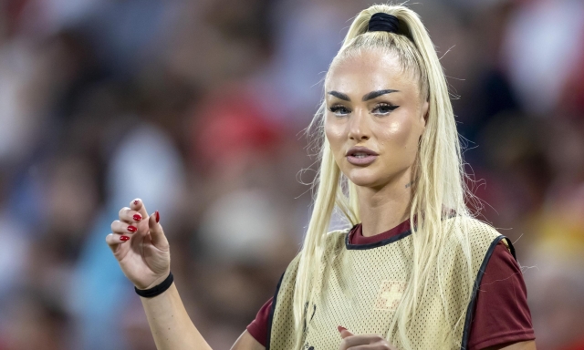 Alisha Lehmann tedofora per Milano Cortina: a Como porterà lei la Fiamma Olimpica