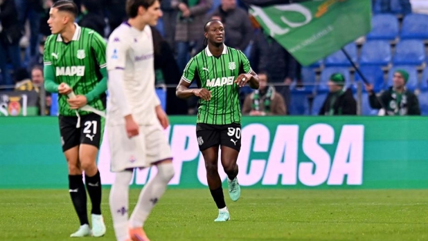 Fiorentina, minacce via social alle mogli dei giocatori: "Speriamo vi muoiano i figli di cancro"