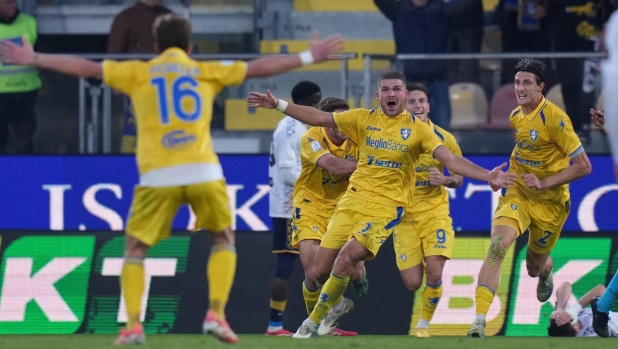 Le pagelle della Serie B: Kvernadze è da 8 come il Frosinone. Bari (5,5), occasione sprecata