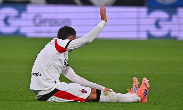 Milan, il mistero Gimenez: Allegri dice che la caviglia è a posto, allora perché sta fuori?