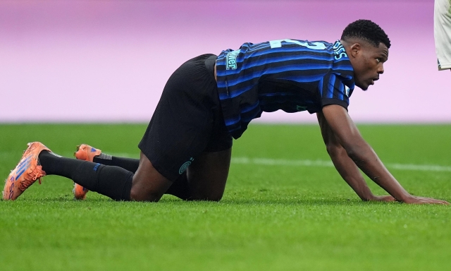 Inter, Dumfries in Olanda: oggi si decide se sarà operato