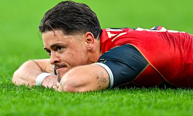 Dramma per Vitinha del Genoa: morti i cuginetti di 3 e 5 anni dopo l'esplosione di un palazzo