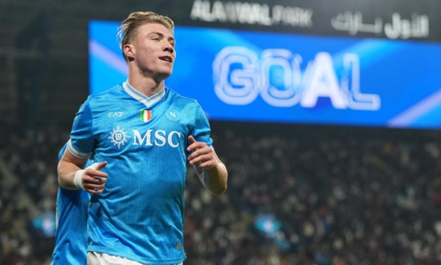 Hojlund e una notte da sogno: uno schiaffo al Milan nello stadio del suo idolo CR7