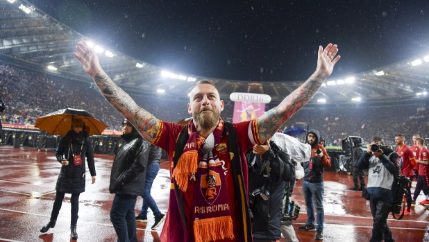 De Rossi e le altre bandiere che un giorno hanno sfidato l'amore