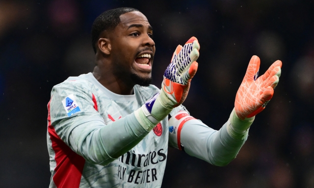 Milan, offerta ufficiale di rinnovo a Maignan: c'è fiducia. Tutte le cifre, il ruolo di Allegri