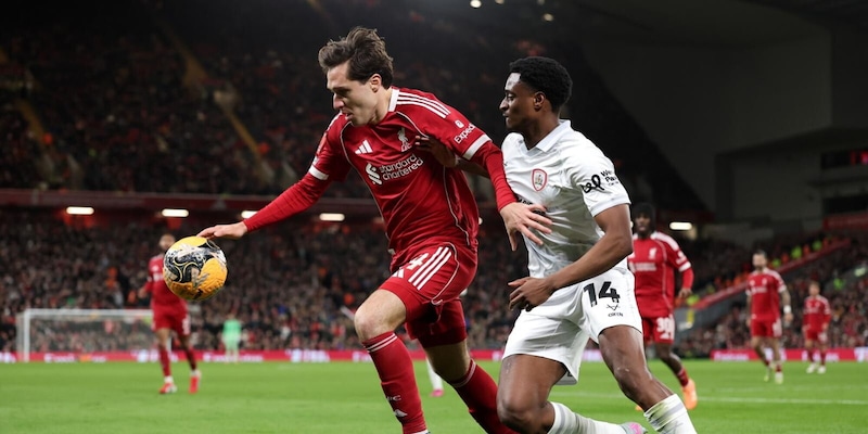 Juve, brutte notizie per Chiesa: il Liverpool spara alto