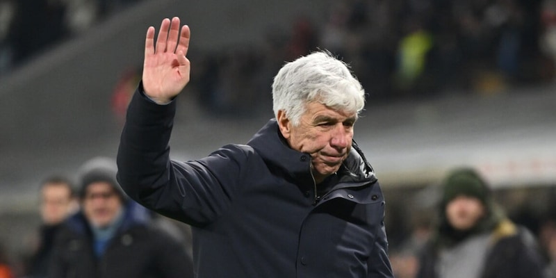 Gasperini divide Bergamo: applausi e cori, ma spunta uno striscione contro l'allenatore della Roma