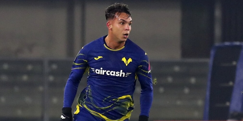 Giovane al Napoli, Conte lo vuole gi&agrave; per la Juve. Lang e Lucca out: il nuovo obiettivo &egrave; un ex Serie A