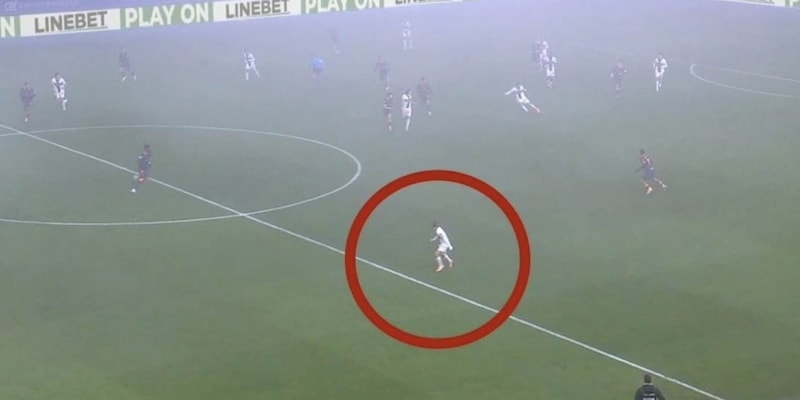 Disastro arbitri, veleni e clamorosi errori: fuorigioco inesistente in Parma-Inter, scoppia la bolla