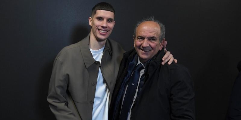 Fabiani e quella battuta di Sarri: "Certo che conosce Ratkov, il suo staff l'ha visionato..."
&nbsp;