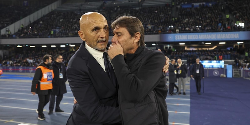 Riferiscono a Conte una frase detta da Spalletti e lui impazzisce in conferenza stampa: la ricostruzione