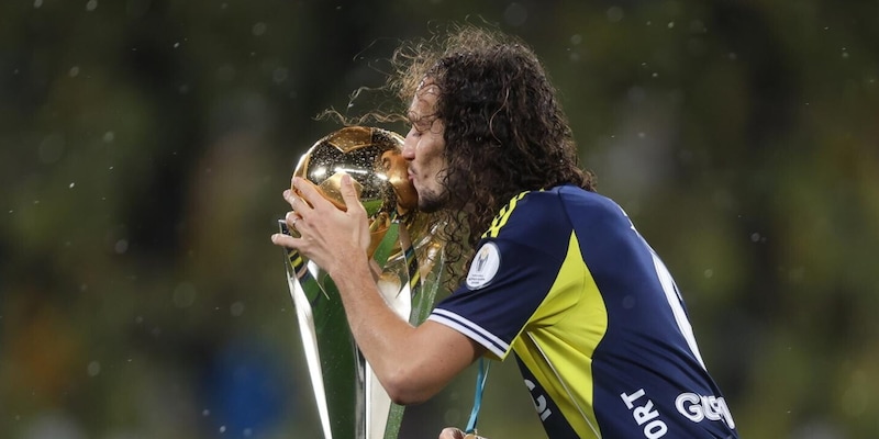 Fenerbahce, il gol pi&ugrave; bello: una parte del salario di Guendouzi e compagni ai bambini in difficolt&agrave;