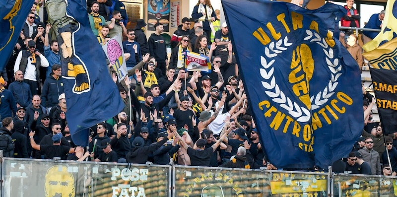 Juve Stabia-Virtus Entella si giocher&agrave; a porte chiuse: la decisione del prefetto