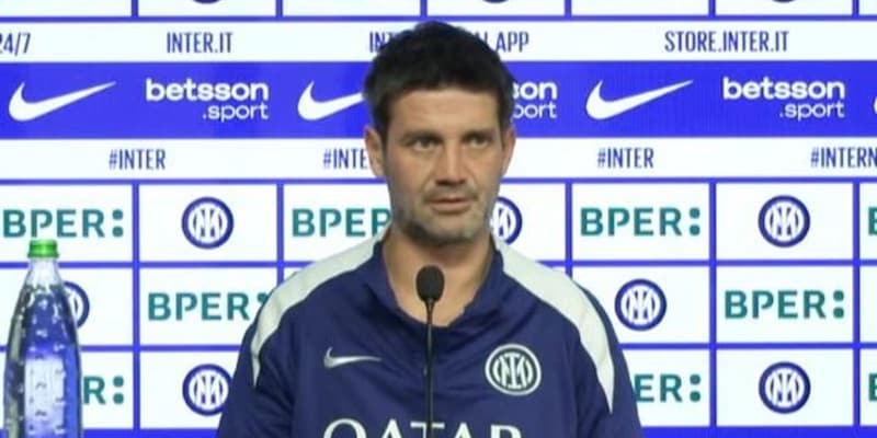 Chivu scalda Inter-Napoli: &ldquo;Devo imparare da Conte, io non piango. Arbitri? Pi&ugrave; forti delle ingiustizie&rdquo;