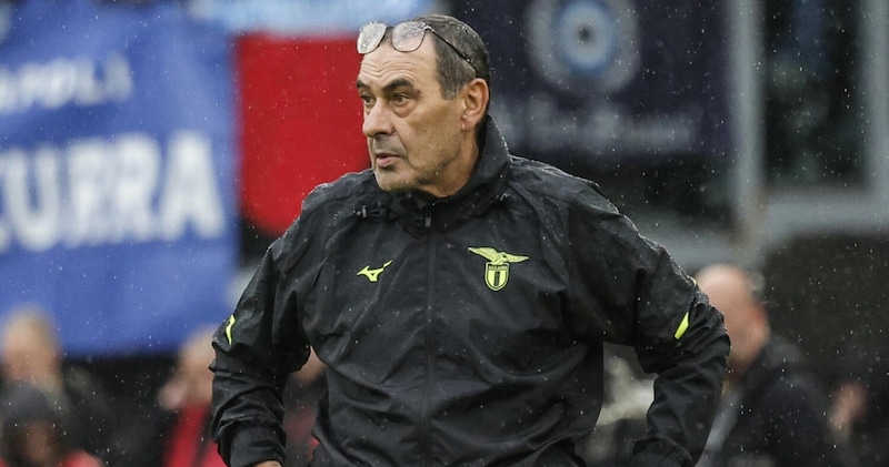 Sarri duro: "Il Napoli &egrave; pi&ugrave; forte. Castellanos? Avremmo potuto arrivarci pronti"