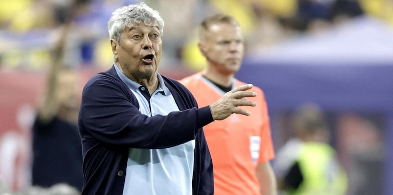 Lucescu ricoverato d'urgenza in ospedale a Bucarest: le condizioni di salute