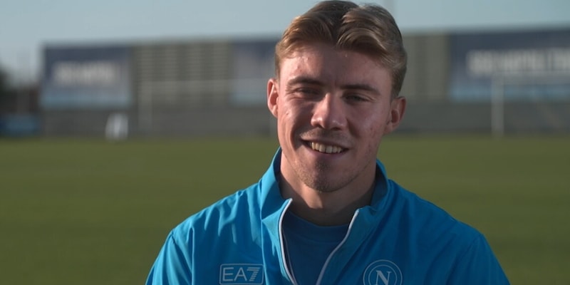 Hojlund, la faccia del Napoli: "Conte incredibile, vi svelo gli obiettivi. La Juve di Spalletti..."