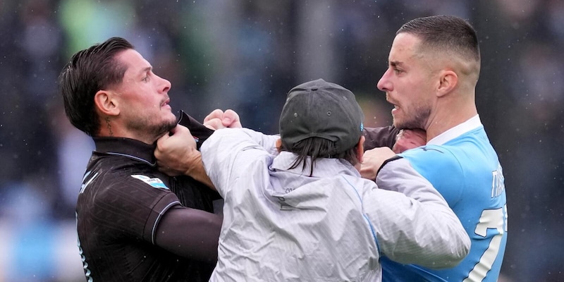 Marusic e Mazzocchi, la decisione del giudice sportivo dopo la rissa alla fine di Lazio-Napoli