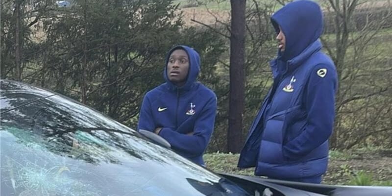 Kolo Muani, incidente stradale e spavento a Londra: cos'&egrave; successo