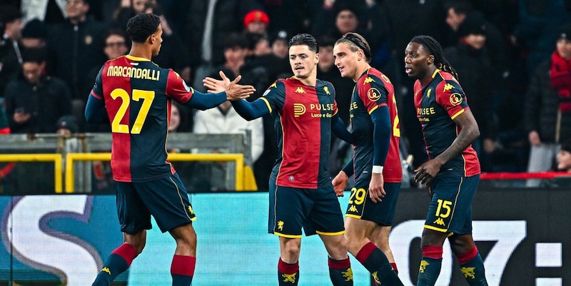 Il Genoa travolge il Cagliari: a segno Colombo, Frendrup e Ostigard, De Rossi a +5 sulla Fiorentina