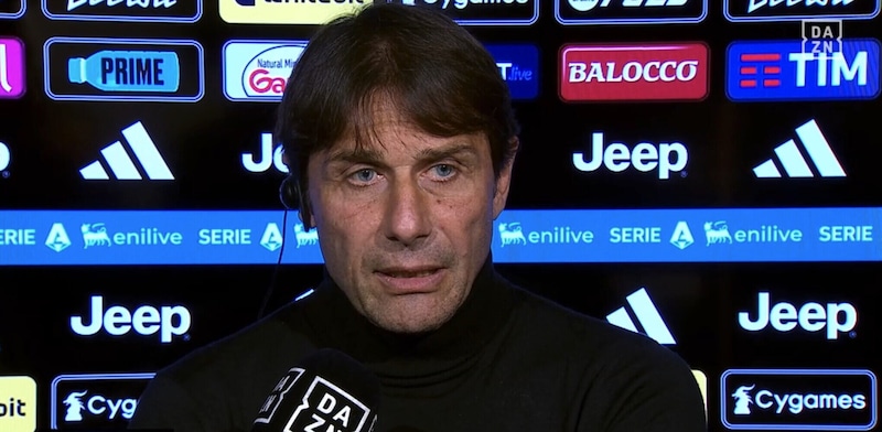 "&Egrave; la prima volta in carriera. Impossibile cos&igrave;", sfogo Conte dopo la Juve. "A Mariani ho detto..."
