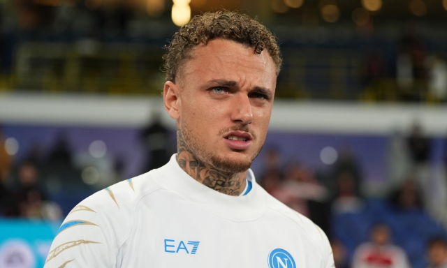 Napoli-Verona, le formazioni ufficiali: Conte lancia Lang, Zanetti con Sarr