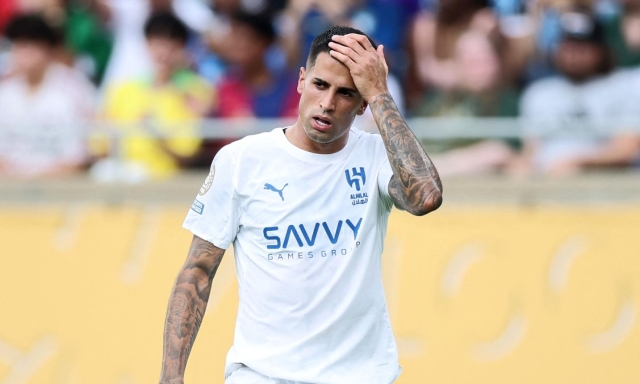 Inter beffata, Cancelo va al Barça: cos'è successo. Niente Al Hilal per Acerbi e De Vrij