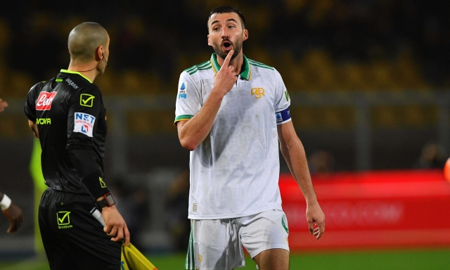 Giocatori e allenatori ammoniti o espulsi nella 19ª giornata: i malus al Fantacampionato