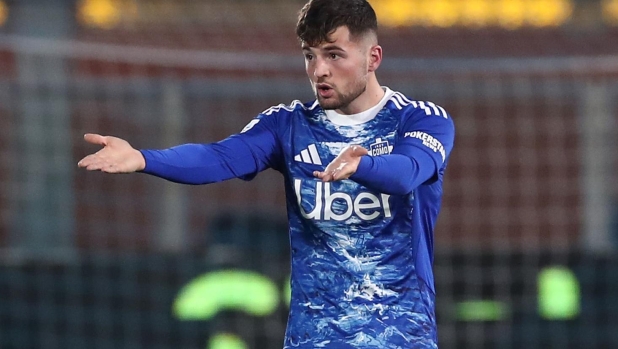 Como-Bologna, le pagelle: Baturina, magia da 7,5. Cambiaghi, la gomitata pesa più del gol, 5