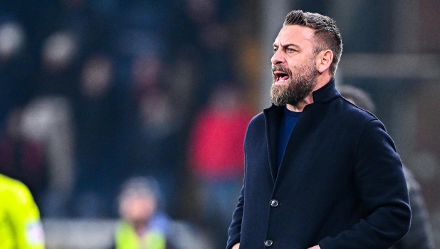 Genoa, De Rossi: "Ancora lontani dal nostro obiettivo, a Parma servirà concentrazione"