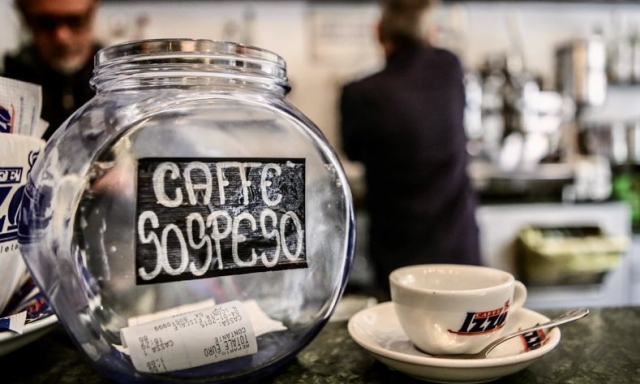 L'iniziativa da applausi del Copenaghen: caffè sospeso per i tifosi del Napoli in trasferta