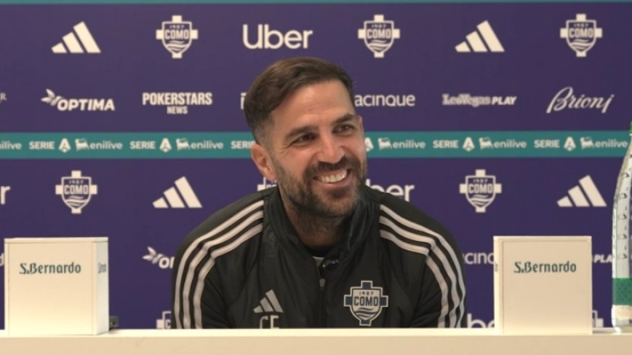 "A qualcuno non piace il mio calcio?": la risposta di Fabregas è brillante